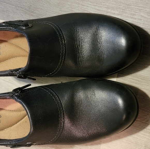 Clarks shoes - Picture 2 of 7